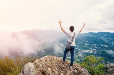 Gerçek özgürlük uygarlık'vahşi doğada yatıyor