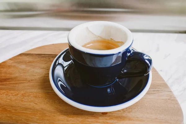 Üstünde Köpük Fotokopi Alanı Olan Bir Fincan Kahve Espresso Kahve — Stok fotoğraf