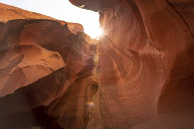 Arizona, Yukarı Antilop 'ta turuncu ve kırmızı dokuların karışımı. Birleşik Devletler