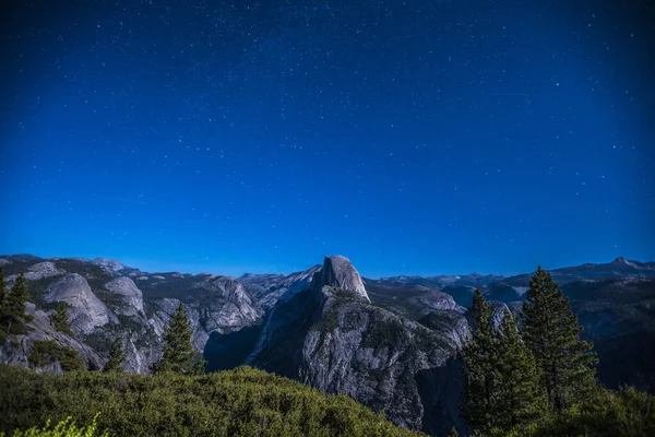 Vista Notturna Dello Yosemite National Park California Stati Uniti — Foto Stock