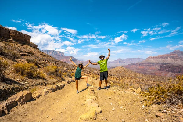Pari Vaellus Grand Canyon National Park Arizona Yhdysvallat — kuvapankkivalokuva