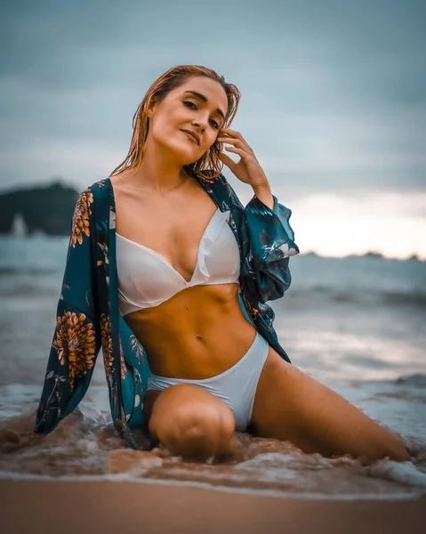 Portrait Beautiful Young Woman Bikini Sea Shore — Stock Photo, Image
