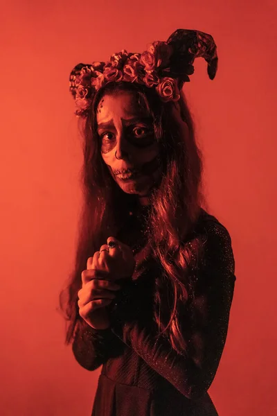 Retrato Jovem Com Maquiagem Assustadora Halloween Dia Dos Mortos Tema — Fotografia de Stock