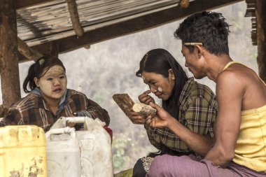 Pyin U Lwin, Myanmar - bahar, 2018: yerel halk