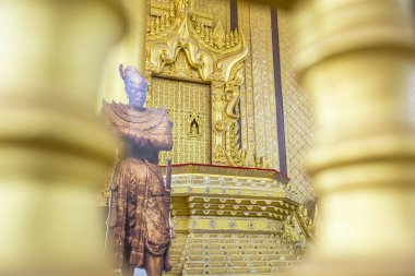 Bago, Myanmar - 2018 Baharı: Bago şehrindeki güzel tapınak