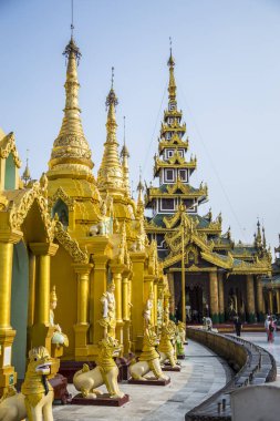 Bago, Myanmar - 2018 Baharı: Yangon Bobita Stupa, Myanmar
