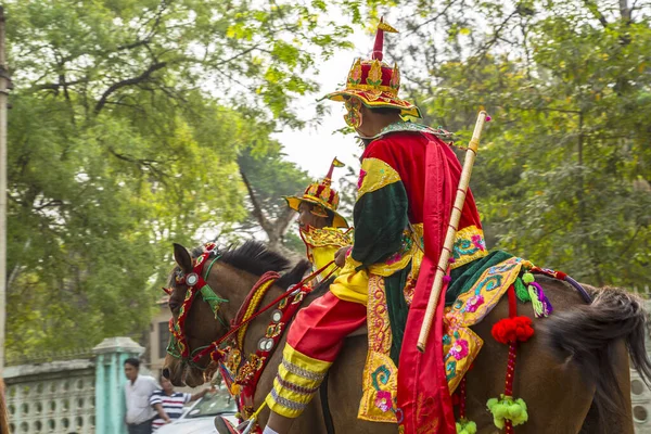 Bagan Myanmar Frühling 2018 Parade Von Menschen Traditionellen Trachten — Stockfoto