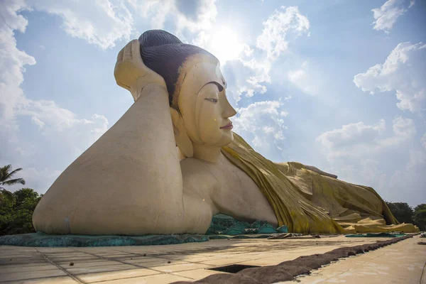 Bago Mianmar Primavera 2018 Buda Gigante Famoso Bago — Fotografia de Stock