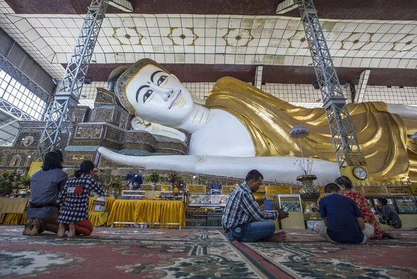 Socha Buddhy Myanmar Bago — Stock fotografie
