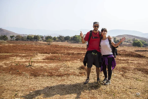 Szczęśliwa Para Inle Lake Myanmar — Zdjęcie stockowe