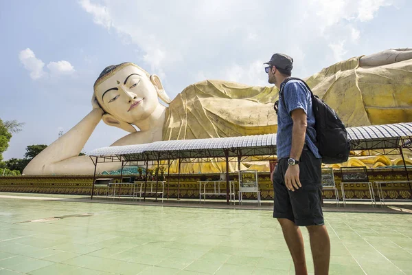 Bago Myanmar Spring 2018 Giant Buddha Lying Famous Bago — 图库照片