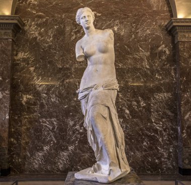 Paris, Fransa - 6 Aralık 2018: Louvre Müzesinin İçi