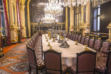 Paris, Fransa - 6 Aralık 2018: Louvre Müzesinin İçi