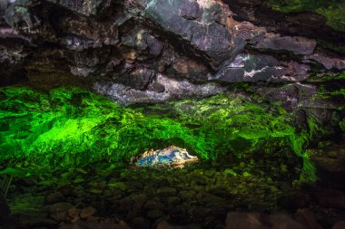 Kayalık ve dikitli mağara, Cueva De Los Verdes, Lanzarote Adası, İspanya