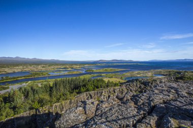 İzlanda 'daki Pingvallavatn' ın panoramik görüntüsü