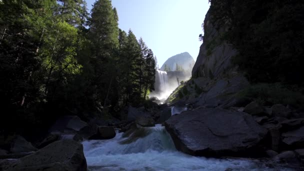 Vernal Falls Vattenfall Yosemite National Park Från Vattnet Som Faller — Stockvideo