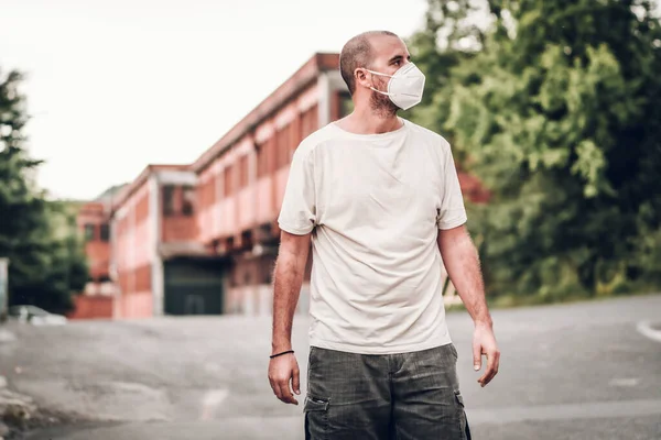Young Man Mask His Orange Factory Walking Health Emergency Pandemic — Stock Photo, Image