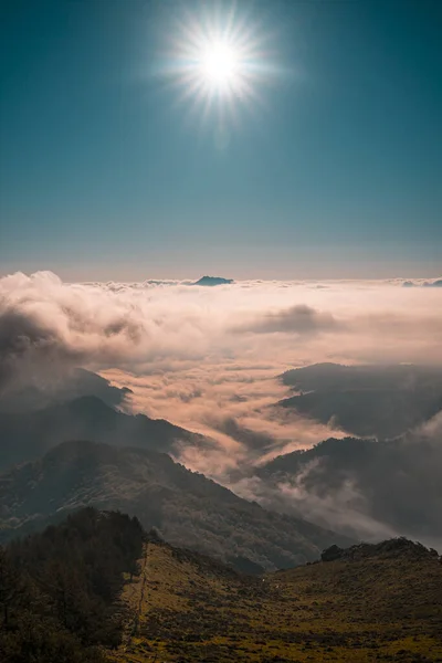 Море Облаков Вершины Горы Гос Айя Называется Айако Харриа Oiartzun — стоковое фото