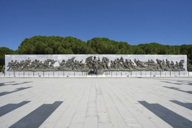 1 Ağustos 2017, Çanakkale 'deki Atatürk heykeli (Dardanelles) Gelibolu, Çanakkale, Türkiye' de şehit anıtı