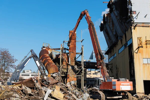 Recycling of scrap metal — Stock Photo, Image