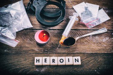 Uyuşturucu ve yasak - maddeler tutuklama suçluların