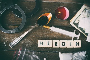 Uyuşturucu ve yasak - maddeler tutuklama suçluların