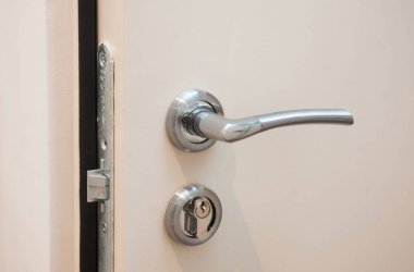 modern tarzda kapı kolu