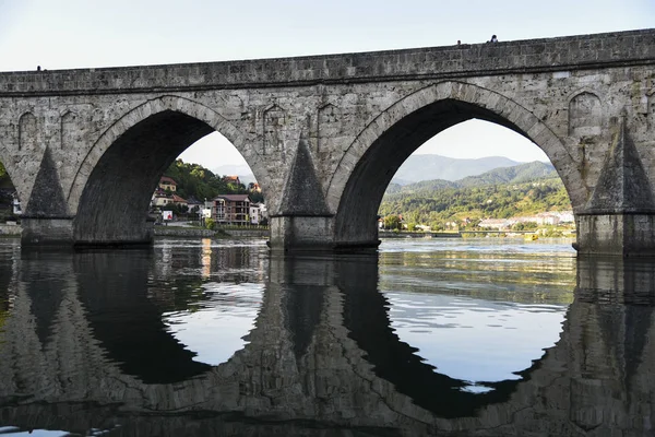Ponte Otomana Mehmed Pasa Sokolovic Sobre Rio Drina Visegrad Montanhas — Fotografia de Stock