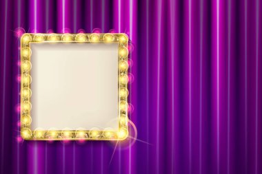 Altın çerçeve üzerinde kırmızı perde askıya