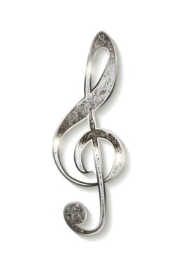 Beyaz arkaplanda elmaslarla donatılmış gümüş anahtarlar..