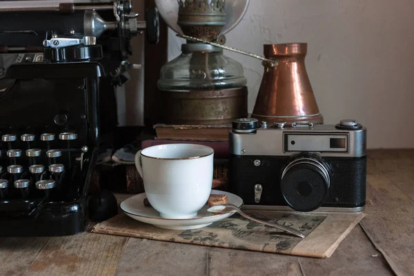 Details Still Life Home Interior Vintage Retro Journalist Desktop Cup — Stock Photo, Image