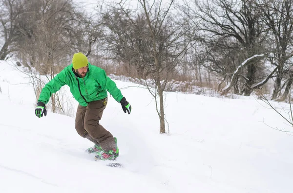 Aktív ember snowboard. — Stock Fotó