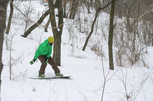 Aktív ember snowboard. — Stock Fotó