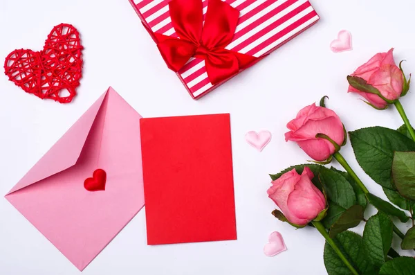 Rosa Rosen, Karte und freier Platz für Ihren Text. — Stockfoto