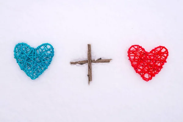 Concepto de amor: corazones sobre un fondo blanco . — Foto de Stock