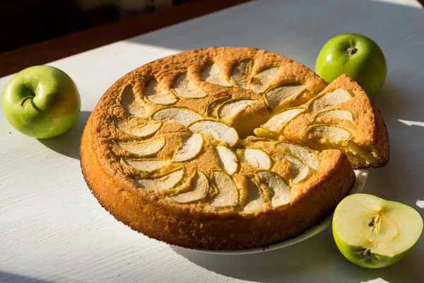 Fragrant Apple Pie Green Apples Wooden Table Homemade Baking — Stock Photo, Image