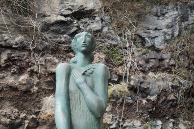 Madeira, Ponta do Sol 'daki mahkemenin önündeki Adalet Heykeli