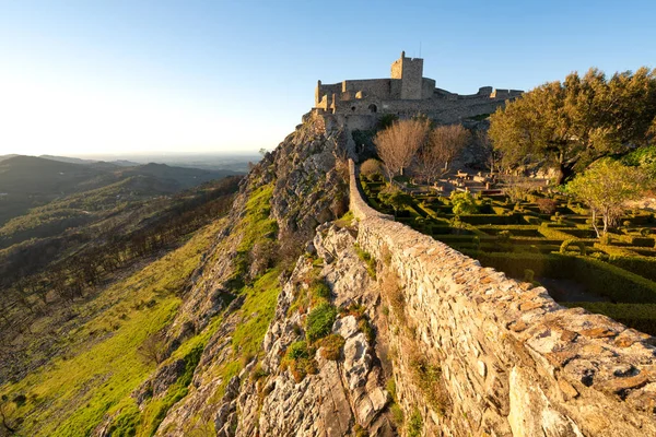 葡萄牙的Marvao村和山顶的城堡 — 图库照片