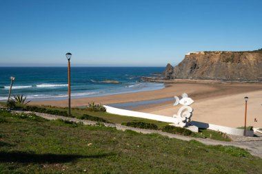 Portekiz, Costa Vicentina 'daki Praia de Ophixe plajı.