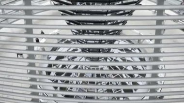 Alman Reichstag Parlamentosu 'nun cam yapı binası.