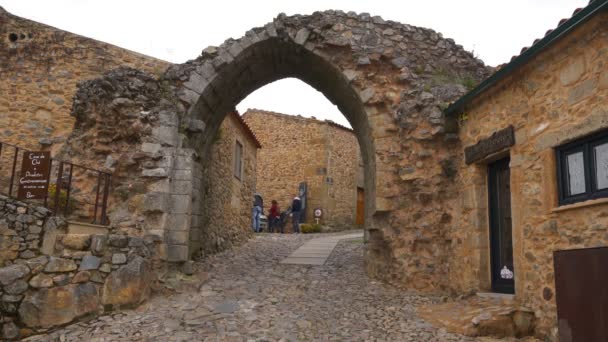 Κάστρο Castelo Rodrigo Στην Πορτογαλία — Αρχείο Βίντεο