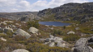 Serra da Estrela, Portekiz 'deki Lagoa Redonda manzarası