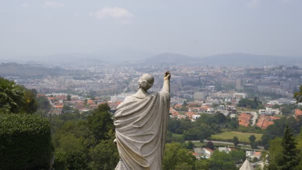 葡萄牙布拉加的Santuario Bom Jesus圣地雕像 — 图库视频影像