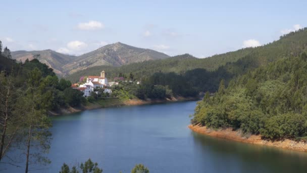 Vista Cidade Dornes Com Rio Zezere Portugal — Vídeo de Stock