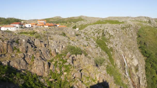 Serra Freita Portugal Cachoeira Frecha Mizarela Parque Geológico Arouca Serra — Vídeo de Stock