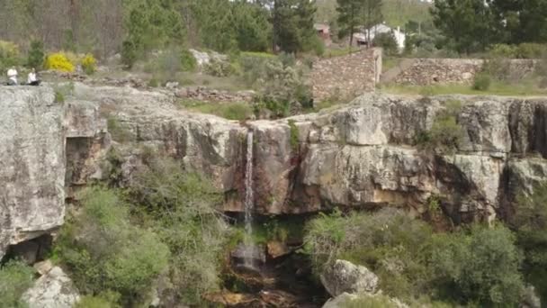 Wasserfall Drohne Aus Der Luft Vila Rei Portugal — Stockvideo