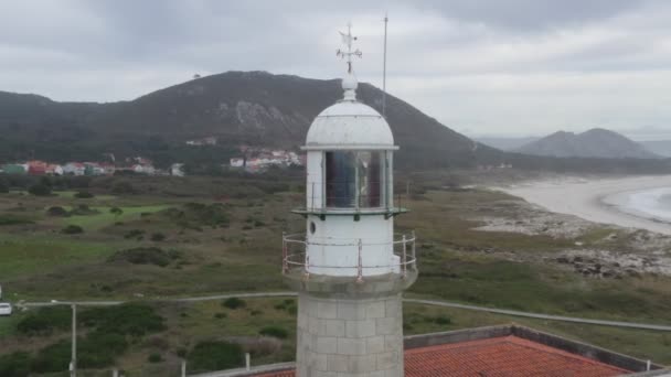 Faro Punta Larino Drone Veduta Aerea Del Paesaggio Della Spiaggia — Video Stock