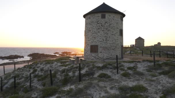 Młyny Moinhos Apulia Pobliżu Plaży Portugalii — Wideo stockowe