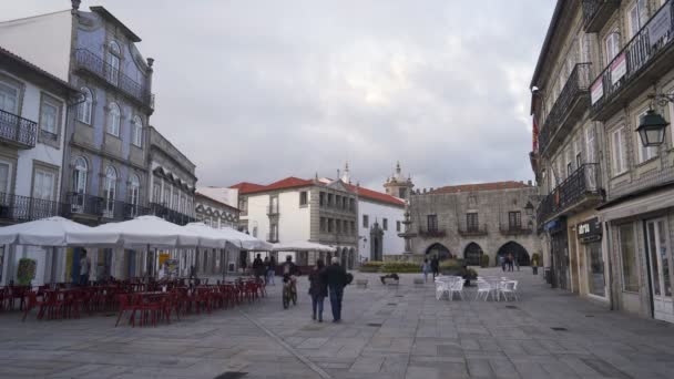 Viana Castelo市中心 有葡萄牙的Praa Republica Plaza古建筑和教堂 — 图库视频影像