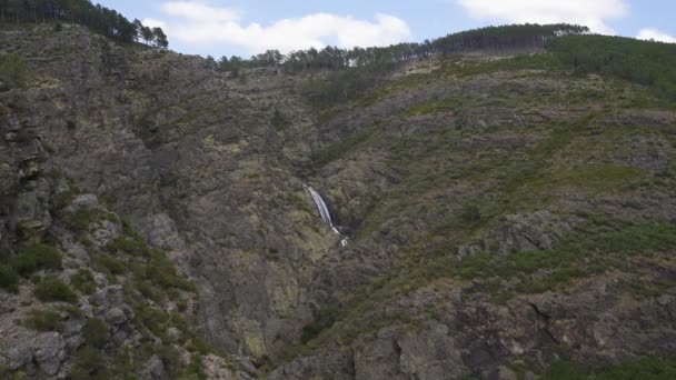 Mondim Basto Daki Fisgas Ermelo Şelalesi Manzarası Portekiz Güzel Manzarası — Stok video